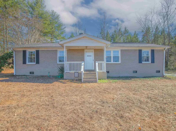 1121 Wingo Rd, Campobello, SC 29322