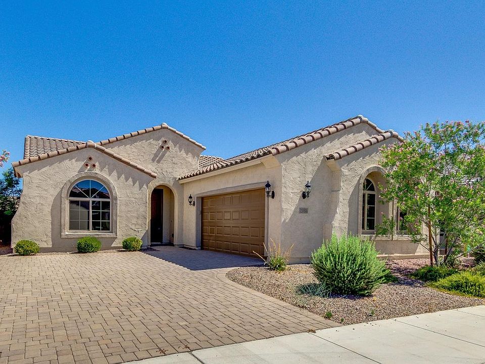 1st image of 25958 W Wahalla Ln