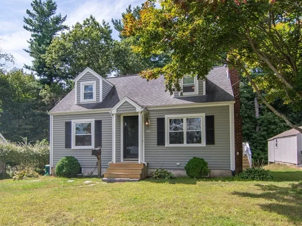 111 Higgins Rd, Framingham, MA 01701