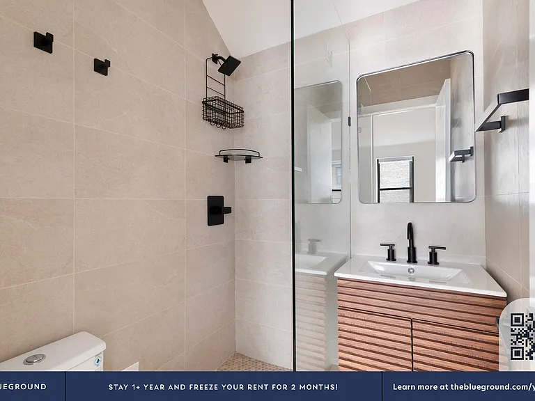 940 1st Ave #4L — Photo 17