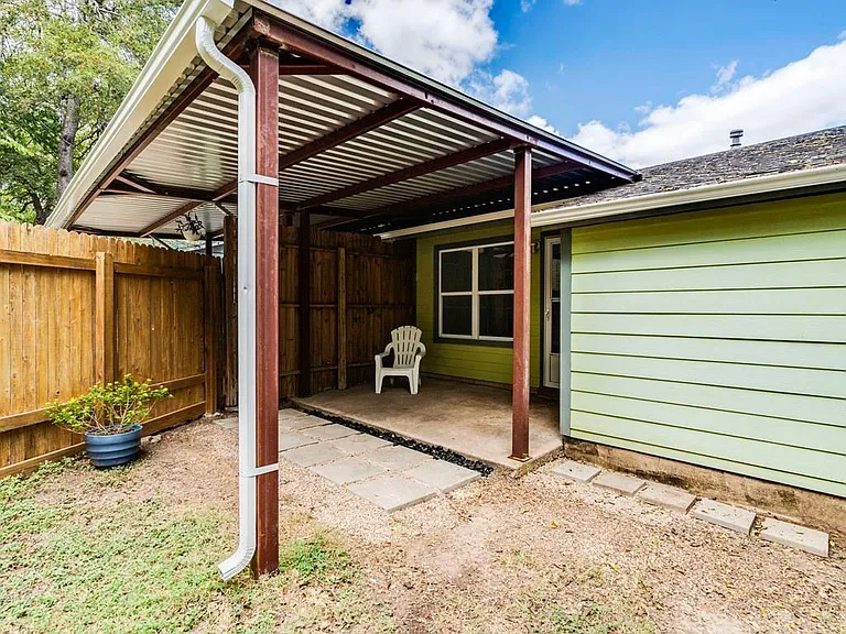 1607 Valleyridge Dr #B — Photo 12
