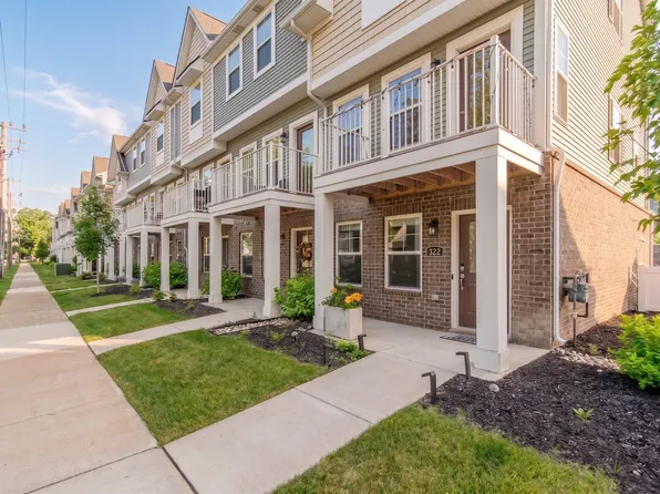 322 Jeff Keeton Dr, Hazel Park, MI 48030
