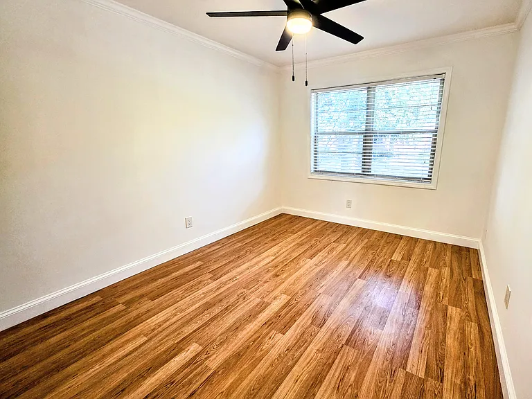 2413 Lawrenceville Hwy #6 — Photo 15