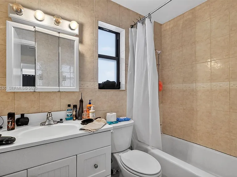5816 Cleveland St #2 — Photo 11