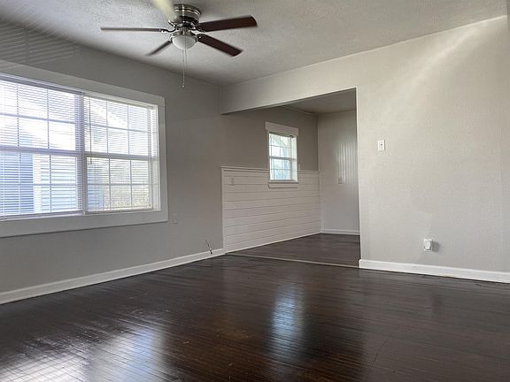 3rd image of 2229 2nd St