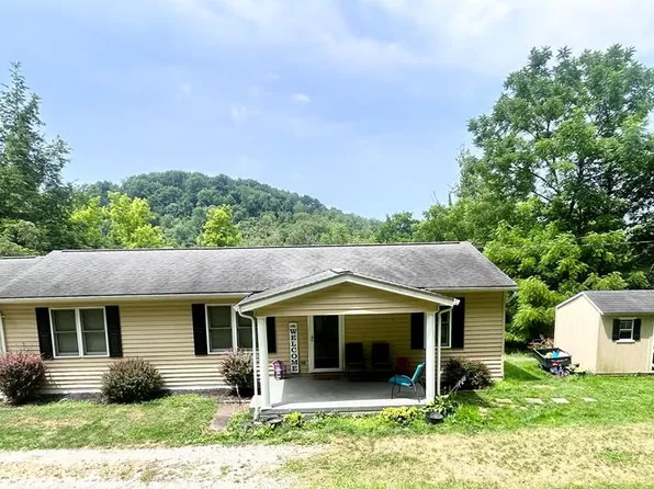 139 Sprocket Lane, Valley Grove, WV 26060