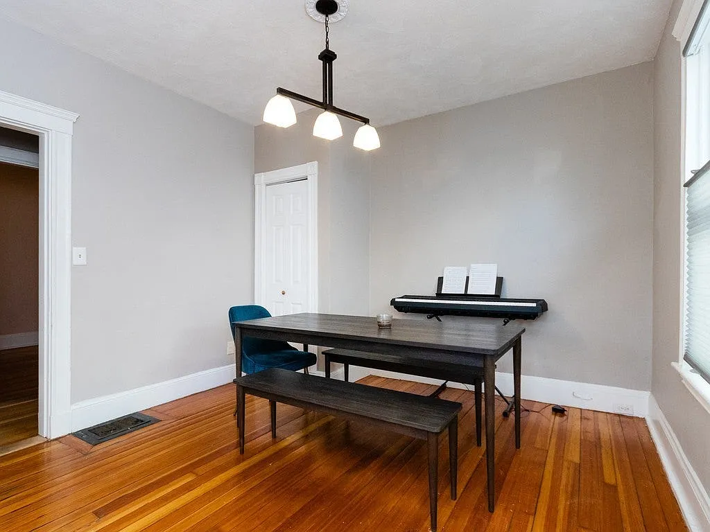 79 Topliff Street — Photo 2