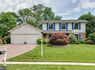 7131 Red Horse Tavern Ln, Springfield, VA 22153