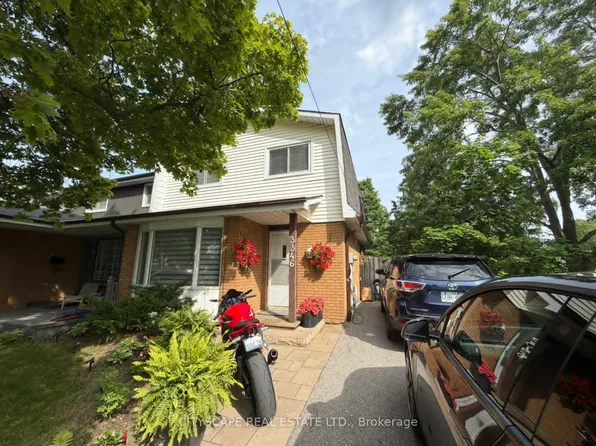3346 Chokecherry Cres, Mississauga, ON L5L 1A9