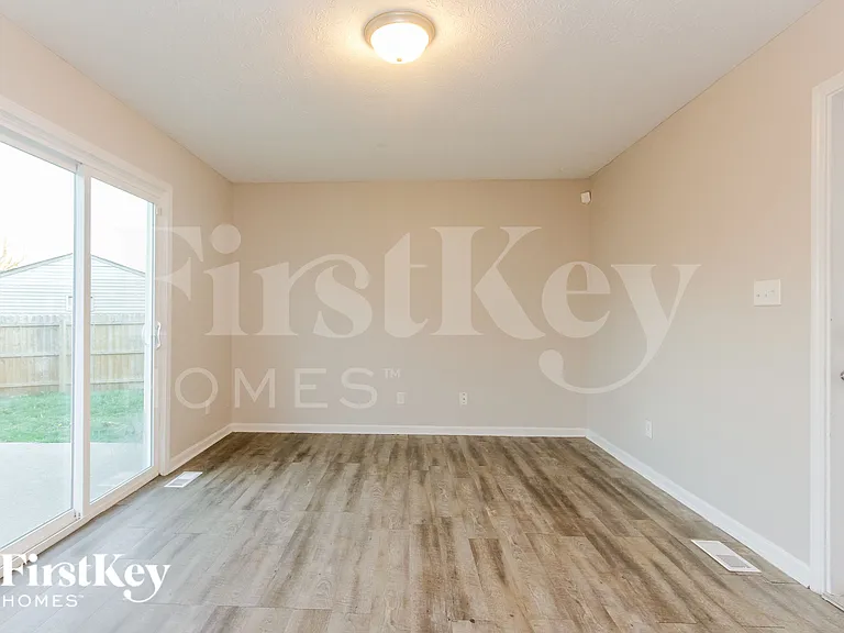 5357 Traditions Dr — Photo 4