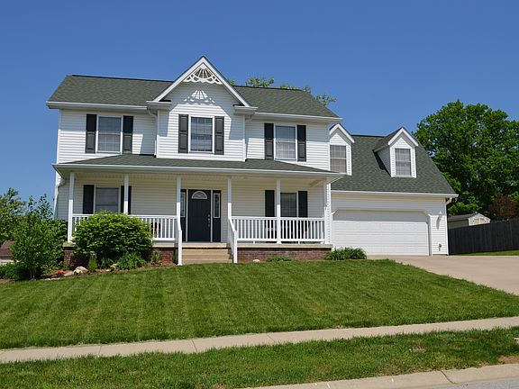 3rd image of 1448 W Adams Hill Cir
