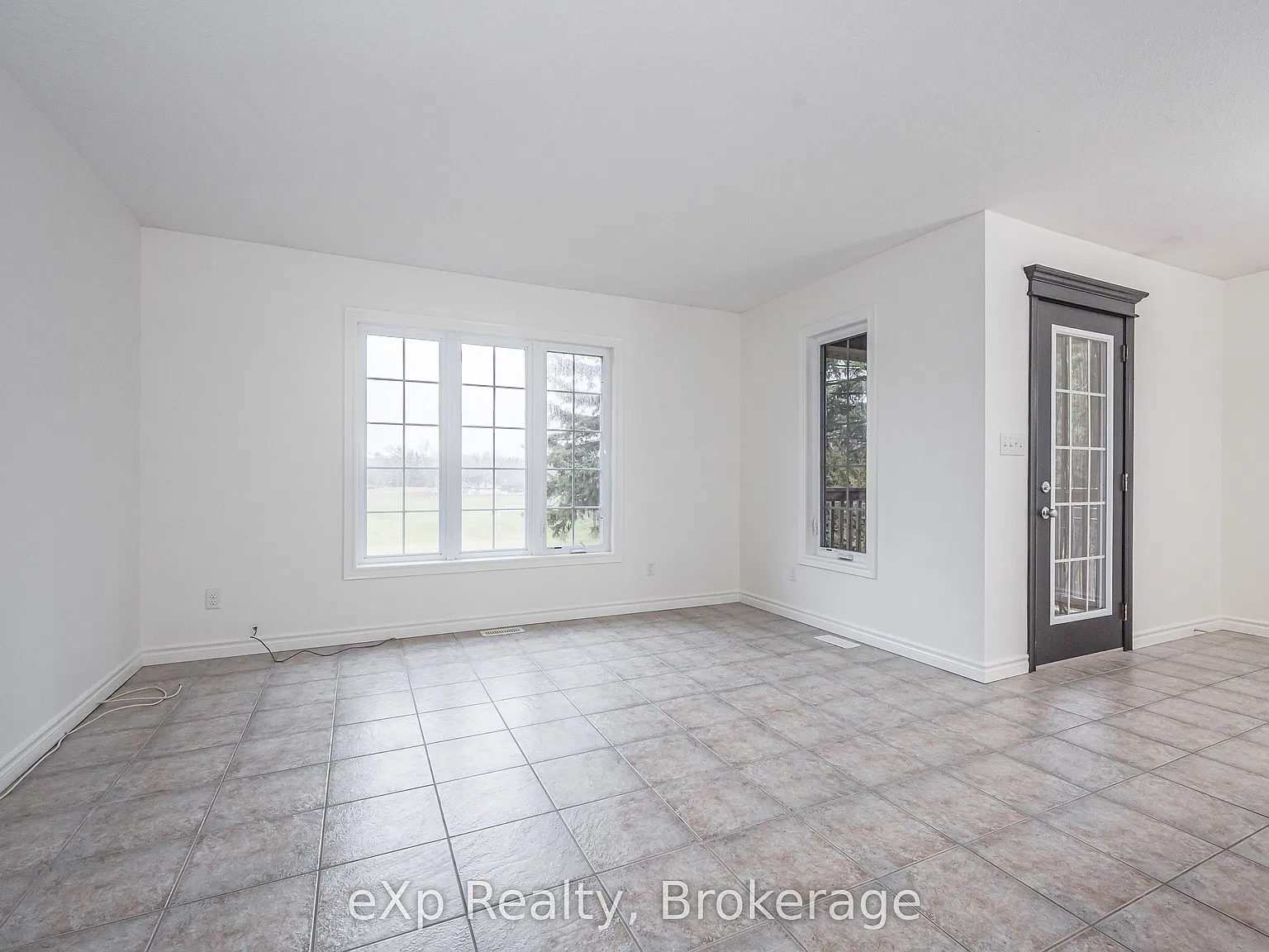 3 bed, $2,900 — Photo 4