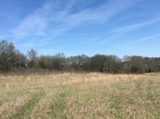 Charlie Hodges Rd, Strawberry plains, TN 37871