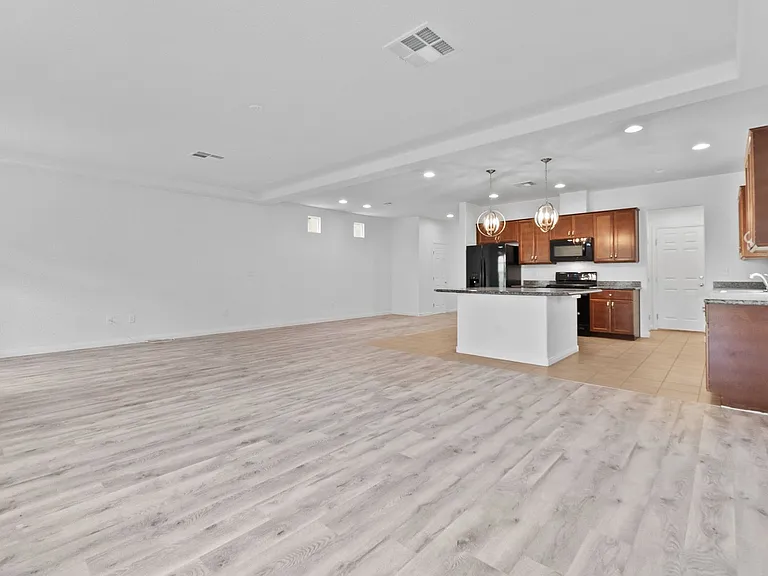 9827 Marietta Cellars Ct — Photo 4