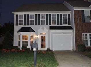 7962 Mariners Pointe Cir, Denver, NC 28037