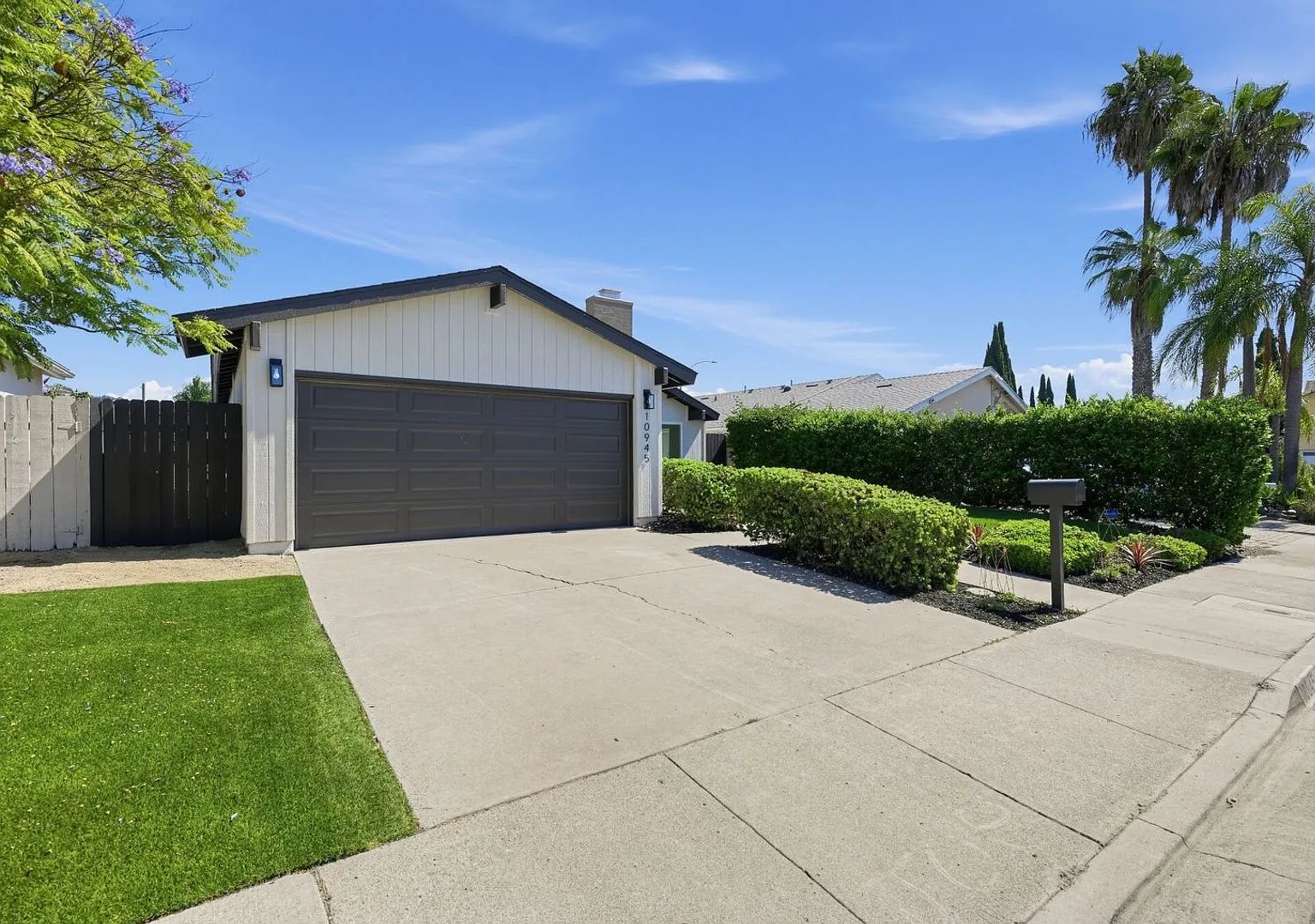 Charming 3BR House in Mira Mesa — Photo 3