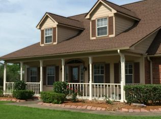 5400 Airline Rd, Angleton, TX 77515