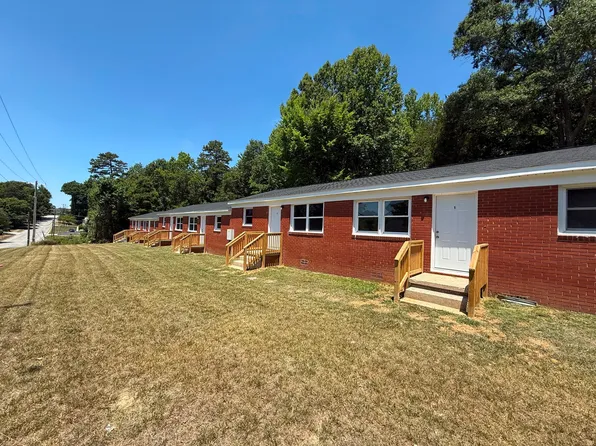106 Greenbriar Rd, Greensboro, NC