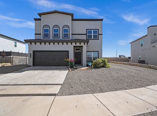 984 Crooked River Dr, El Paso, TX 79932