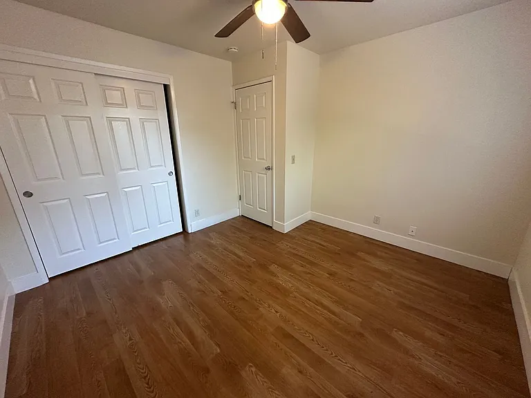 703 W 2nd Avenue B - D, Chico — Photo 4