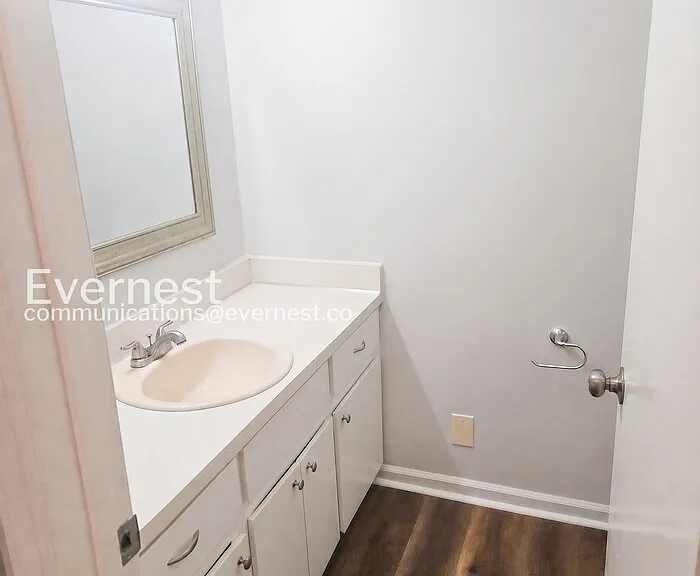 1407 Apache Ln — Photo 12