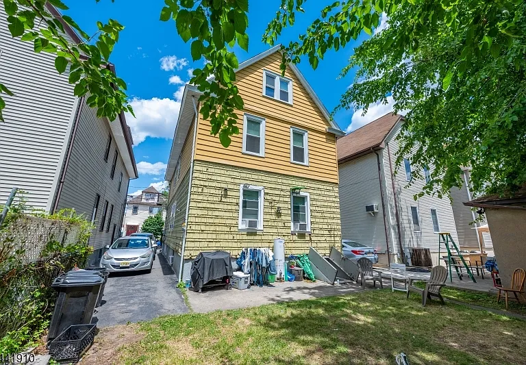 103 Knapp Ave #2 — Photo 27