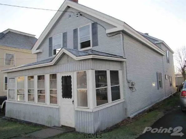 27 Boardman St, Whitehall, NY 12887