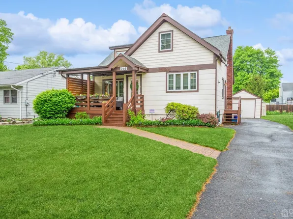 426 3rd St, Dunellen, NJ 08812