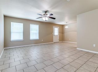 827 Parkplace Rdg, Princeton, TX 75407