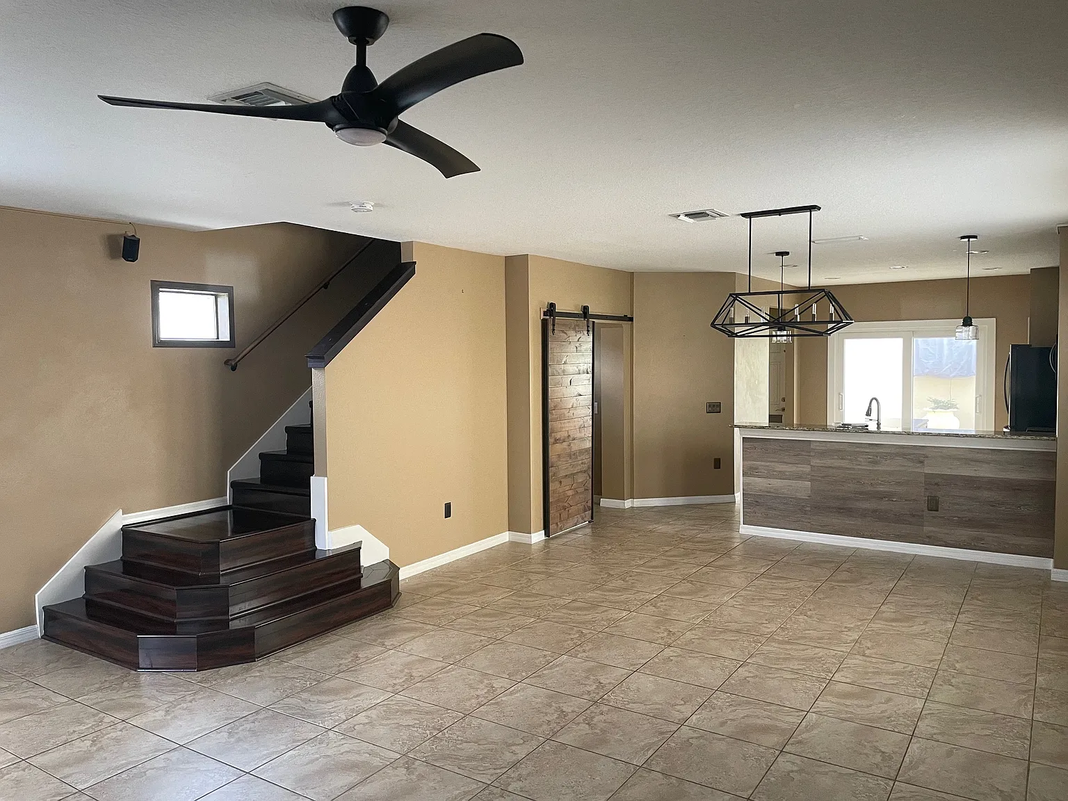 3 bed, 1680 sqft, $2,500 — Photo 4