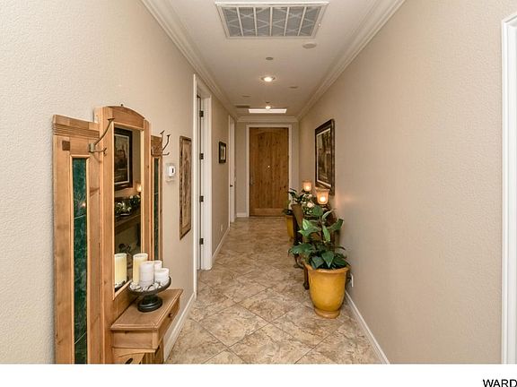 4th image of 470 Acoma South Blvd Unit 1016