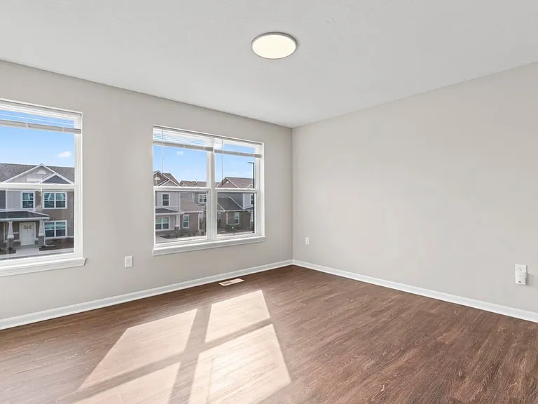Pebble Village Townhomes — Photo 36