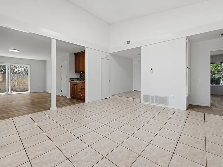 14545 Hillndale Way — Photo 10