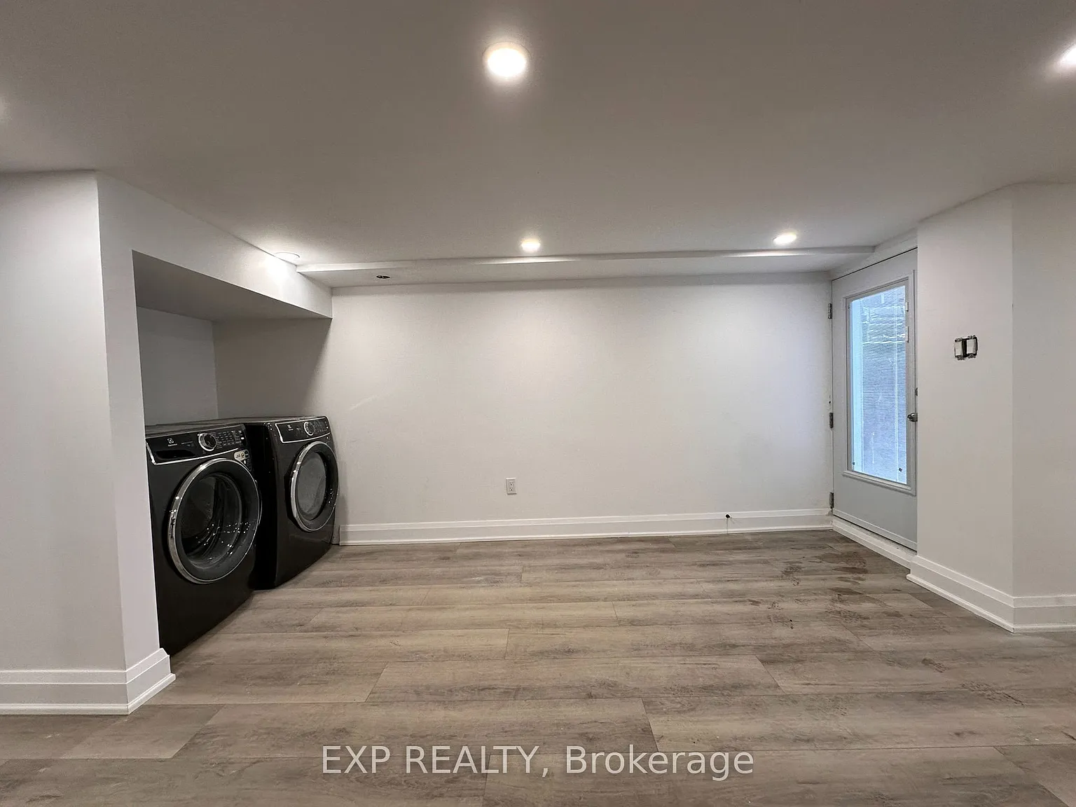2 bed, $2,200 — Photo 4