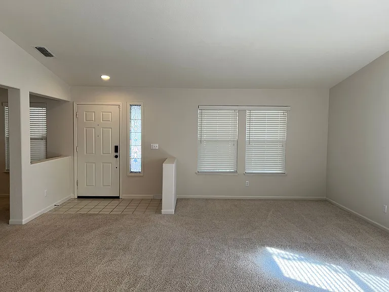 4501 Waitsfield Cir — Photo 6
