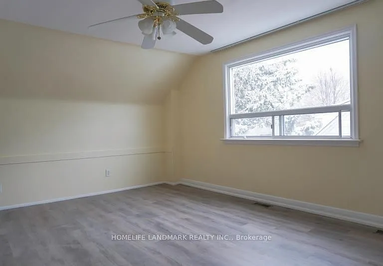 48 Greylawn Cres — Photo 6