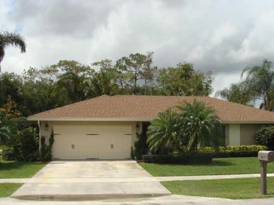 697 Carnation Ct, Wellington, FL, 33414