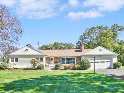 7 Viscount Rd, Longmeadow, MA, 01106