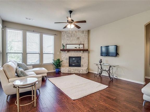 2nd image of 10808 Sedalia Dr