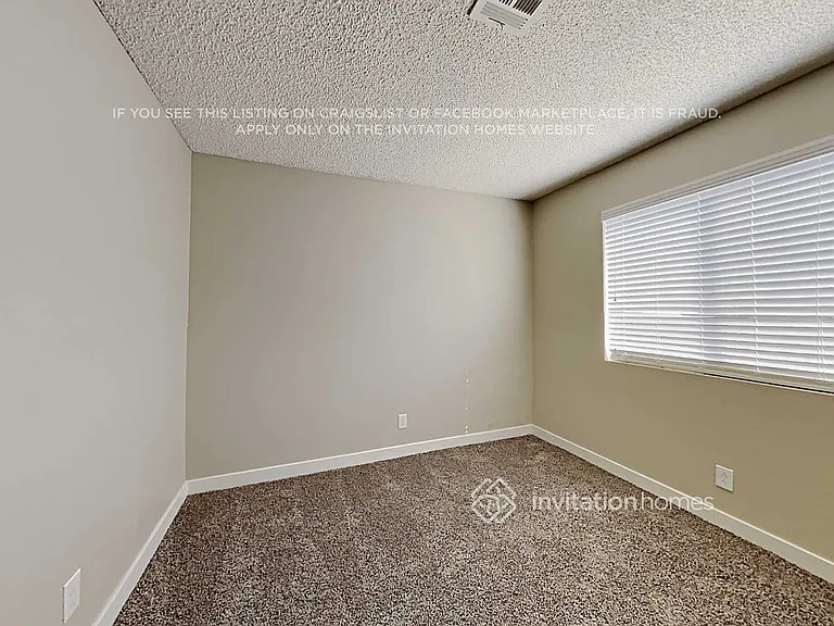 127 Sterling Dr — Photo 14