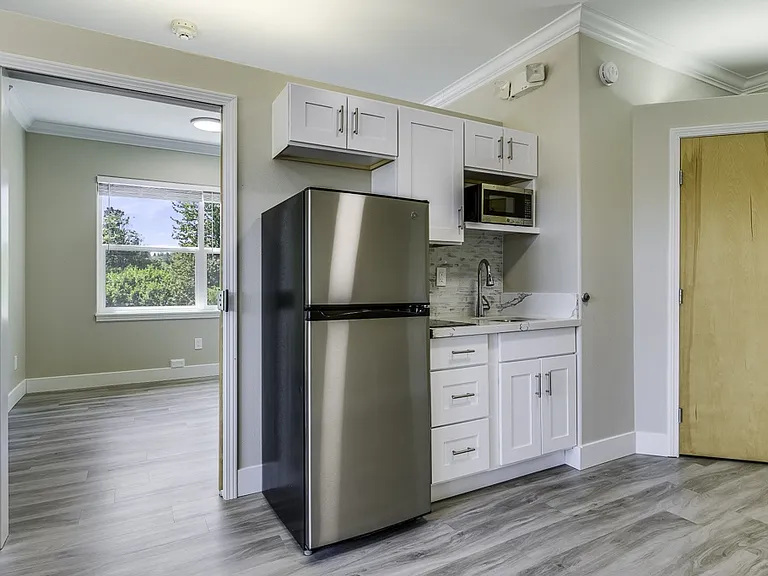 Aventine at Vancouver - 55+ Active Adult Living — Photo 8