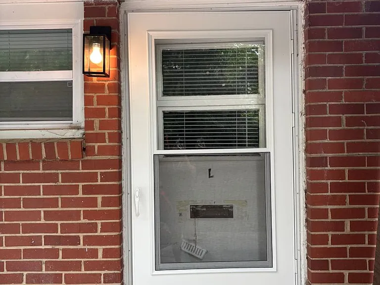 717 Chestnut St — Photo 2