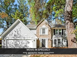 4964 Clubgreen Smt, Stone Mountain, GA