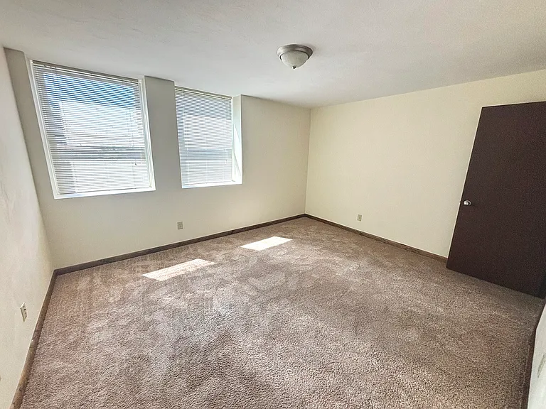 409 Lehmer St #D — Photo 6