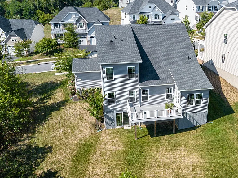 405 Potomac View Pkwy — Photo 31