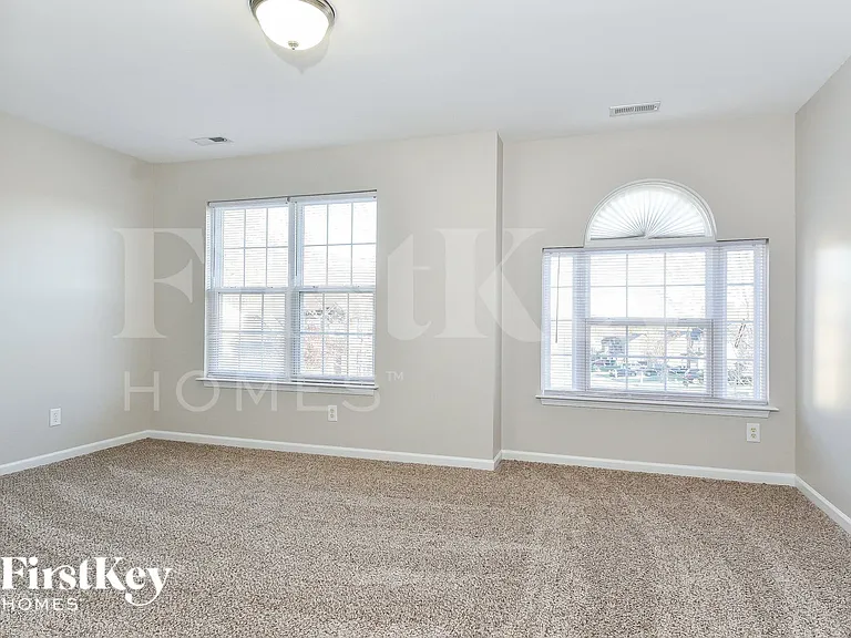 5293 Crosswinds Rd — Photo 12