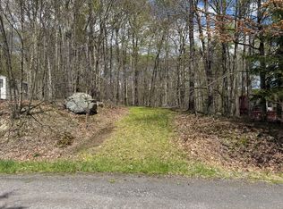 146 Rainbow Dr, Gouldsboro, PA 18424