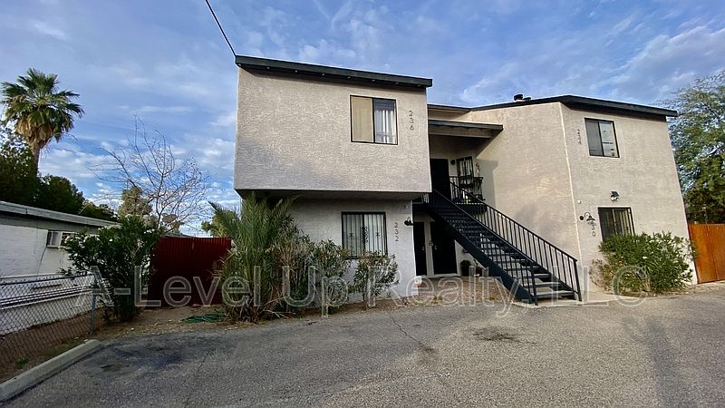 1st image of 232 W Laguna St #1