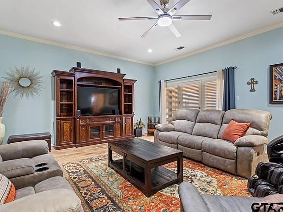 4th image of 6005 Raleigh Dr