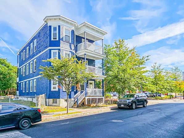 176-180 Quincy St, Dorchester, MA 02125